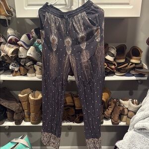 American Eagle Outfitters Charcoal Paisley Pants